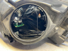 Laden Sie das Bild in den Galerie-Viewer, Frontscheinwerfer Mercedes-Benz W212 A2128205861 Rechts Scheinwerfer Headlight SCH9575515055kf