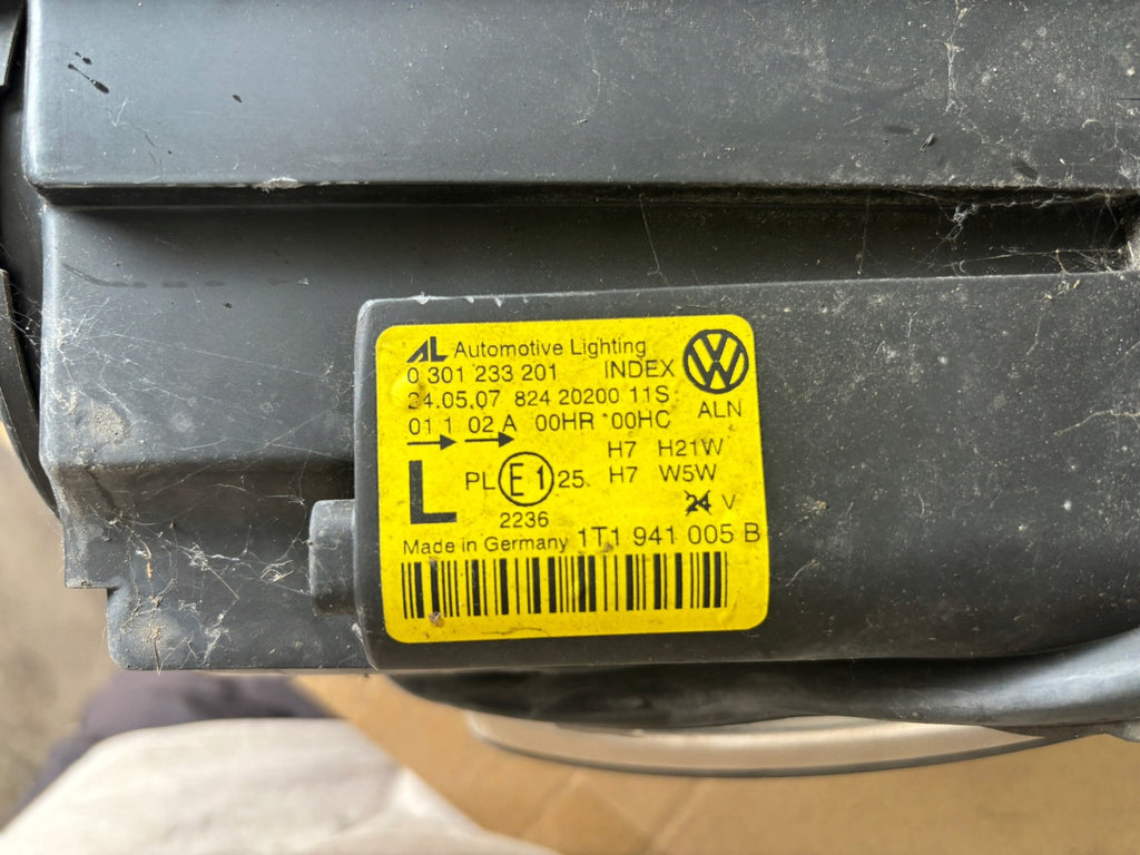 Frontscheinwerfer VW Touran 1t1 1T1941005B Links Scheinwerfer Headlight