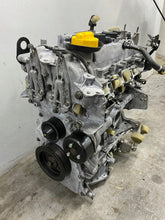 Laden Sie das Bild in den Galerie-Viewer, Motor Renault Captur I H5FF408 1.2 TCE 65TKm 2015 Benzin Engine Unkomplett MOT1626665450ct