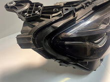 Laden Sie das Bild in den Galerie-Viewer, Frontscheinwerfer Mercedes-Benz W213 A2139064804 Rechts Scheinwerfer Headlight SCH6598135061et