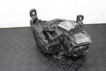 Laden Sie das Bild in den Galerie-Viewer, Frontscheinwerfer Jeep Grand Cherokee Wk2 68144708AG 68144709AG Xenon Ein Satz SCH4559590071kn