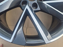 Laden Sie das Bild in den Galerie-Viewer, 1x Alufelge 19 Zoll 8.0" 5x112 57A601025R Skoda Karoq Rim Wheel FEL8584021855yr