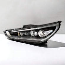 Laden Sie das Bild in den Galerie-Viewer, Frontscheinwerfer Hyundai I30 III 92101-G4100 G4921-21050 LED Links Headlight