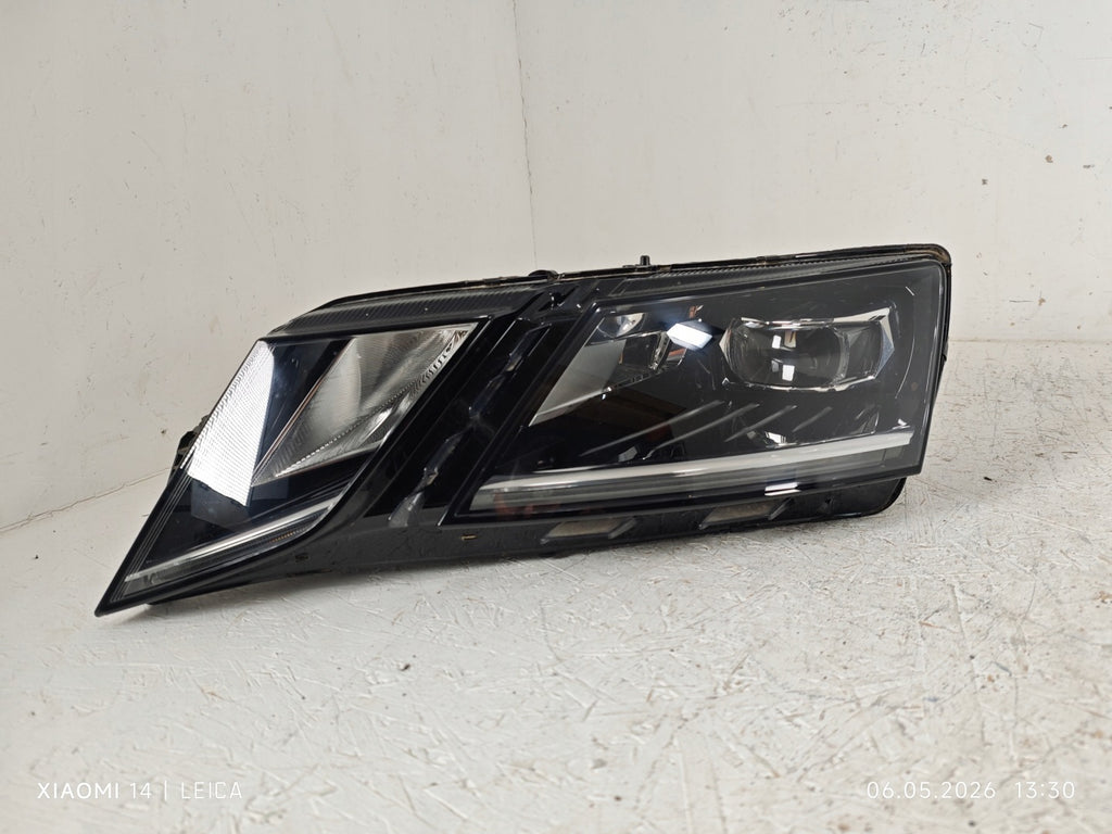 Frontscheinwerfer Skoda Octavia III 5E1941015F Links Scheinwerfer Headlight SCH2073473771dz
