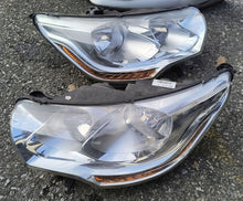 Laden Sie das Bild in den Galerie-Viewer, Frontscheinwerfer Citroën C4 II B7 9687308280 Ein Satz Scheinwerfer Headlight SCH7680992932av