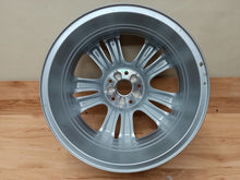 Laden Sie das Bild in den Galerie-Viewer, 1x Alufelge 17 Zoll 7.0" 5x108 28ET 9673602580 Citroën Rim Wheel FEL2468597697du