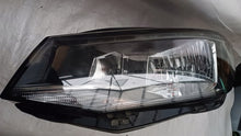 Laden Sie das Bild in den Galerie-Viewer, Frontscheinwerfer VW Caddy III 2K1941015A Links Scheinwerfer Headlight SCH3401695616oc