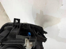 Laden Sie das Bild in den Galerie-Viewer, Frontscheinwerfer Mercedes-Benz Vito W447 A4479063303 Rechts Headlight SCH8007236388ya