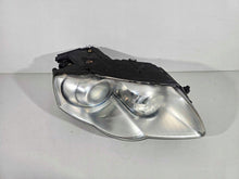 Laden Sie das Bild in den Galerie-Viewer, Frontscheinwerfer VW Passat 103419012649 Xenon Rechts Scheinwerfer Headlight SCH1766004701ux