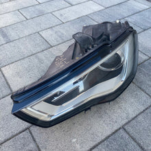 Laden Sie das Bild in den Galerie-Viewer, Frontscheinwerfer Audi A3 8V0941005A LED Ein Stück (Rechts oder Links) Headlight