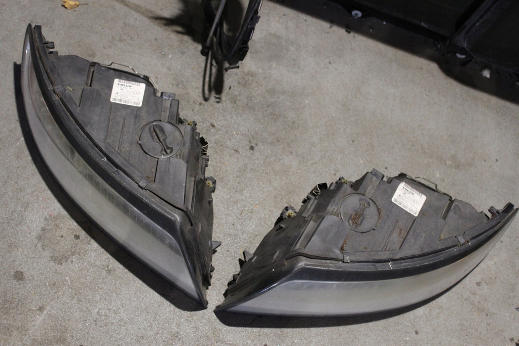 Frontscheinwerfer Volvo S40 V50 LE06A6152 31265695 LED Rechts oder Links SCH4071108333bb