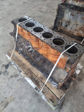 Laden Sie das Bild in den Galerie-Viewer, Motorblock Renault I 1002091 Diesel Unkomplett