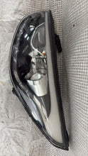 Laden Sie das Bild in den Galerie-Viewer, Frontscheinwerfer Hyundai Ix35 Xenon Links Scheinwerfer Headlight SCH3292360807ll