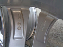 Laden Sie das Bild in den Galerie-Viewer, 1x Alufelge 20 Zoll 8.5" 5x112 33ET Silber 8R0601025 Audi Q5 Rim Wheel FEL3901948475fy
