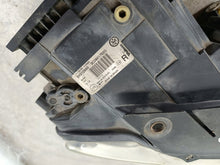 Laden Sie das Bild in den Galerie-Viewer, Frontscheinwerfer VW Passat 3C0941752G Rechts Scheinwerfer Headlight SCH3856014506ff