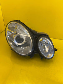 Frontscheinwerfer Mercedes-Benz W211 Xenon Rechts Scheinwerfer Headlight SCH3172529756lf
