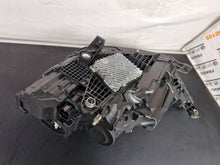 Laden Sie das Bild in den Galerie-Viewer, Frontscheinwerfer Audi A1 82A941034 Rechts Scheinwerfer Headlight SCH3801170220dv