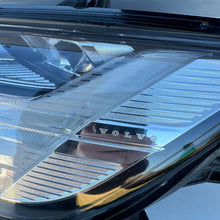 Laden Sie das Bild in den Galerie-Viewer, Frontscheinwerfer Volvo V60 I S60 Links Scheinwerfer Headlight SCH8101290817dr