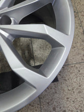 Laden Sie das Bild in den Galerie-Viewer, 1x Alufelge 18 Zoll 8.0" 5x112 40ET 8W0601025H Audi A4 B9 Rim Wheel FEL6675149099pp