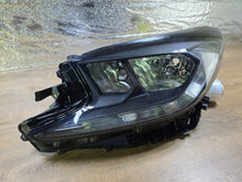 Laden Sie das Bild in den Galerie-Viewer, Frontscheinwerfer Toyota Aygo X Links Scheinwerfer Headlight SCH8957887326uu