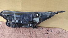 Laden Sie das Bild in den Galerie-Viewer, Frontscheinwerfer Honda Crv 33100TLAA11 Full LED FALSE Scheinwerfer Headlight SCH8068738004te
