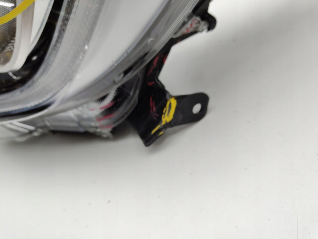 Frontscheinwerfer Toyota Yaris EUK0-8 LED FALSE Scheinwerfer Headlight SCH5632632571ai