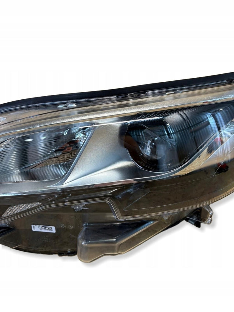 Frontscheinwerfer Peugeot Expert BWG1428 Links Scheinwerfer Headlight SCH6708019302cc
