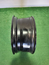 Laden Sie das Bild in den Galerie-Viewer, 1x Alufelge 18 Zoll 8.0" 5x108 42ET Glanz Schwarz 32358646 Volvo I Rim Wheel FEL8073330366jx