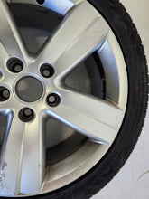 Load image into Gallery viewer, 1x Alufelge 17 Zoll 7.0" 5x112 47ET Glanz Silber 1T0601025T VW Touran Golf FEL5441209910bh