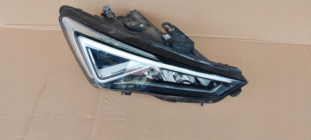 Frontscheinwerfer Seat Leon 5FB941008F 90188326 Full LED Rechts Headlight