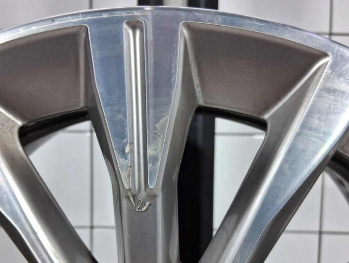 1x Alufelge 17 Zoll 7.5" 5x120 54ET Glanz Silber 6856085 BMW 1 F40 Rim Wheel FEL9105585513kf