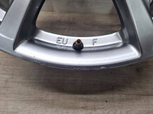 Laden Sie das Bild in den Galerie-Viewer, 1x Alufelge 19 Zoll 8.0&quot; 5x114.3 35ET 529102M150 Genesis Rim Wheel