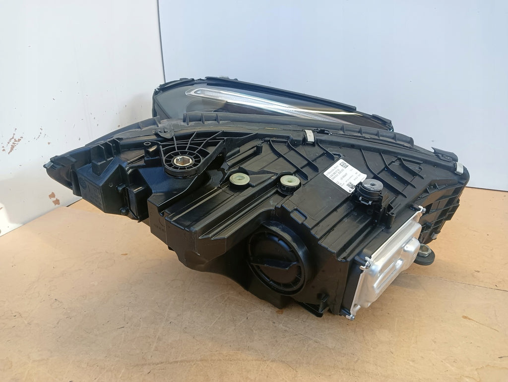 Frontscheinwerfer Mercedes-Benz A2069067103 A2069064003 LED Rechts oder Links SCH8554830932qn
