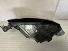 Laden Sie das Bild in den Galerie-Viewer, Frontscheinwerfer Seat Ateca 576941032C LED Rechts Scheinwerfer Headlight