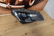 Laden Sie das Bild in den Galerie-Viewer, Frontscheinwerfer Skoda Superb III 3V1941016L 3V1941016A Xenon Rechts Headlight