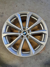 Load image into Gallery viewer, 1x Alufelge 20 Zoll 6880688 BMW X7 G07 Rim Wheel FEL6676388605bi