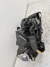 Laden Sie das Bild in den Galerie-Viewer, Frontscheinwerfer Audi Q2 81A941011C LED Links Scheinwerfer Headlight SCH1991344084et