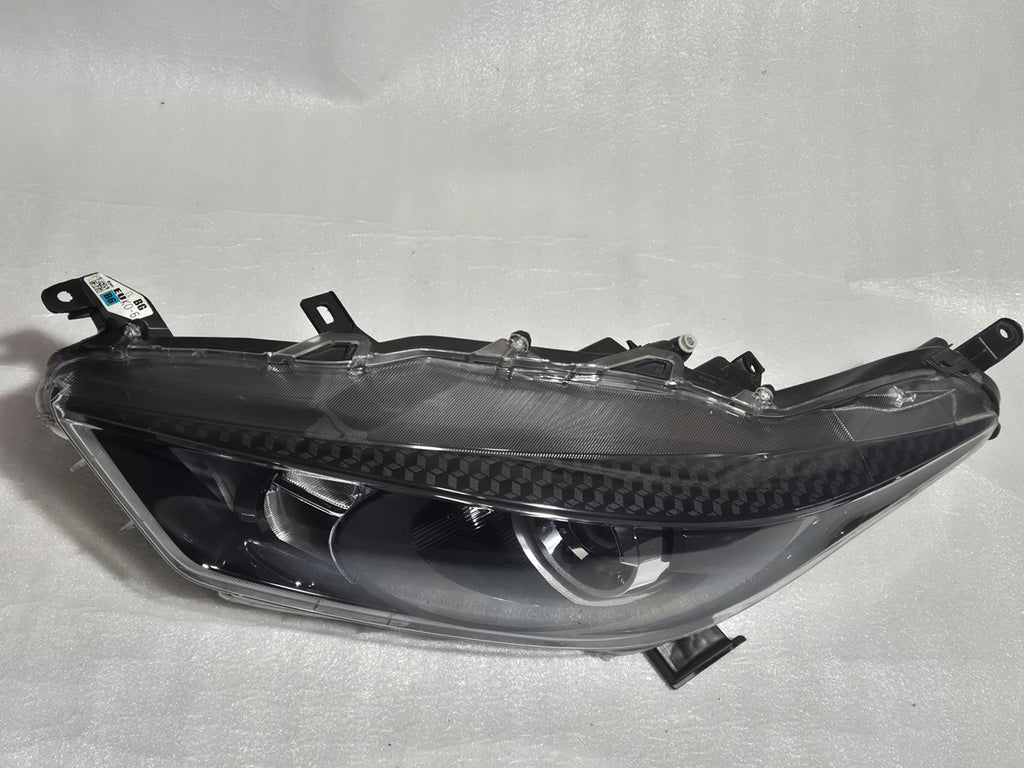 Frontscheinwerfer Toyota Yaris -24027-EUKO-6 Links Scheinwerfer Headlight SCH6113018553jk
