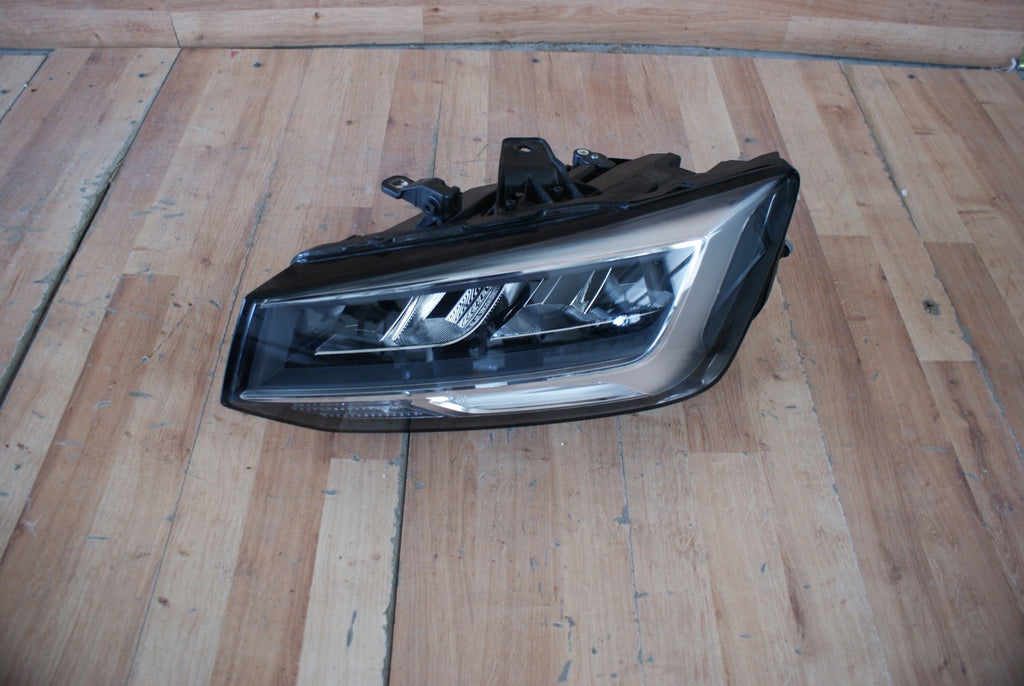 Frontscheinwerfer Audi Q2 81A941011 LED Ein Stück (Rechts oder Links) Headlight