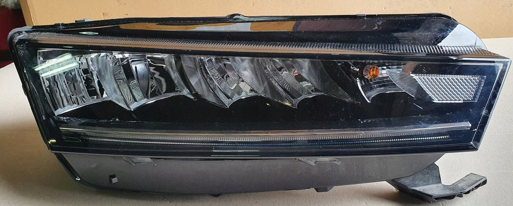 Frontscheinwerfer Skoda Octavia 5E4941016 LED Rechts Scheinwerfer Headlight SCH8341842178nj