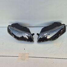 Load image into Gallery viewer, Frontscheinwerfer VW Passat SK3401 SK3202 Ein Satz Scheinwerfer Headlight SCH1325700012ea
