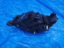 Laden Sie das Bild in den Galerie-Viewer, Frontscheinwerfer Opel Corsa F TL793389777 39162654-1840 LED Rechts Headlight SCH6087993483hg