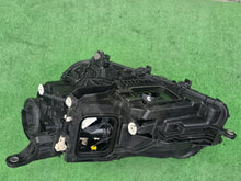 Laden Sie das Bild in den Galerie-Viewer, Frontscheinwerfer Mercedes-Benz Gls A1679066001KZ Full LED Rechts Headlight