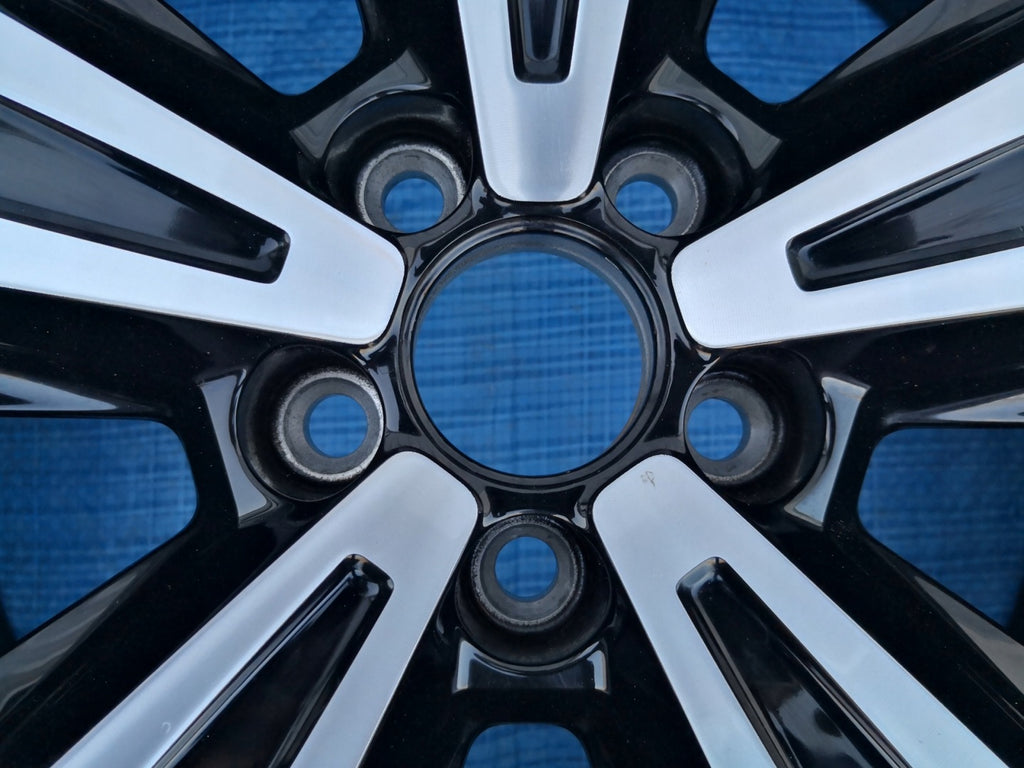 1x Alufelge 18 Zoll 7.0" 5x100 39ET 2GM601025F VW T Cross T-Cross Rim Wheel FEL9243609720bu