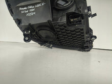 Laden Sie das Bild in den Galerie-Viewer, Frontscheinwerfer Mercedes-Benz W206 A2069063903 Links Scheinwerfer Headlight SCH6374903664pv