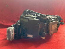 Laden Sie das Bild in den Galerie-Viewer, Frontscheinwerfer Skoda Superb III 3V1941016E Rechts Scheinwerfer Headlight SCH8429991941yp