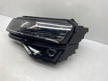 Laden Sie das Bild in den Galerie-Viewer, Frontscheinwerfer Skoda Karoq 57B941015D LED Links Scheinwerfer Headlight SCH9204702826gj