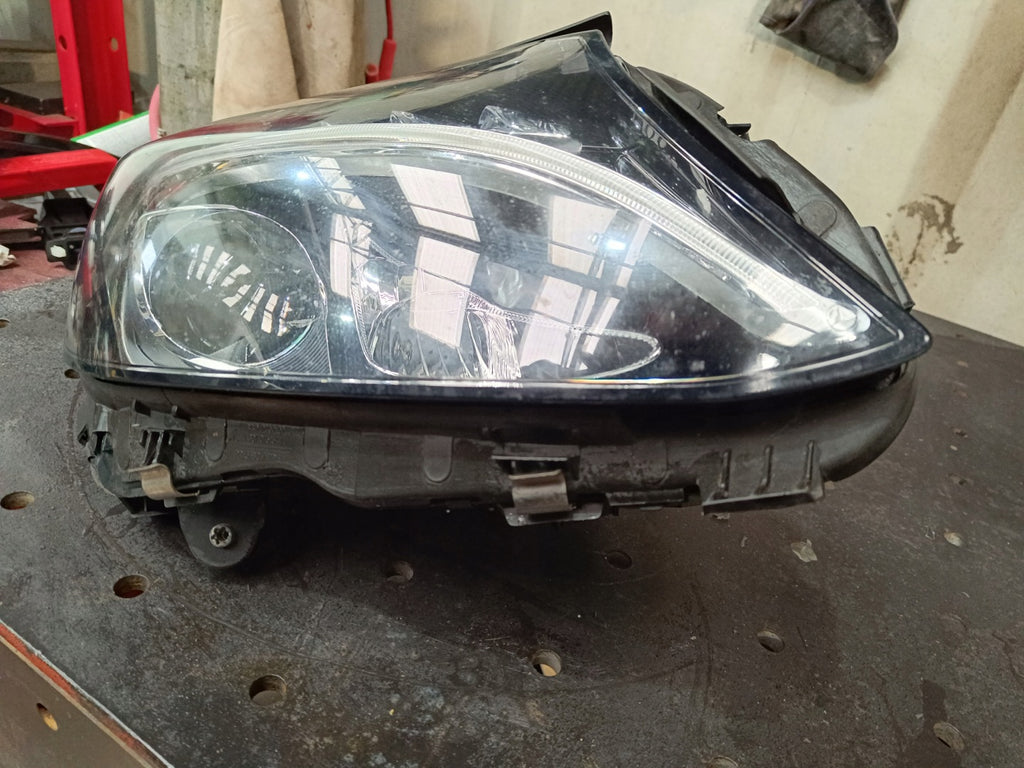 Frontscheinwerfer Mercedes-Benz W205 A2059062604 LED Rechts Headlight SCH7241848258ey