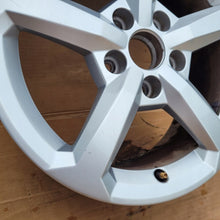 Laden Sie das Bild in den Galerie-Viewer, 1x Alufelge 16 Zoll 6.5" 5x112 81A601025 Audi Q2 Rim Wheel FEL4952401283ik