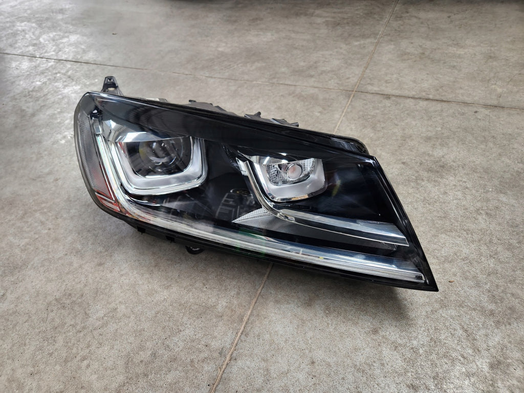 Frontscheinwerfer VW Touareg 7P1941034 Vorderseite Scheinwerfer Headlight SCH2320167303fi